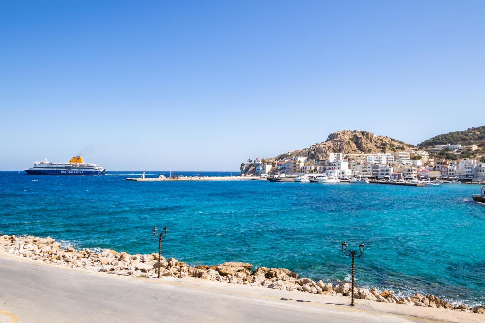 Aparthotel P I G A D I A B A Y Karpathos Exterior foto