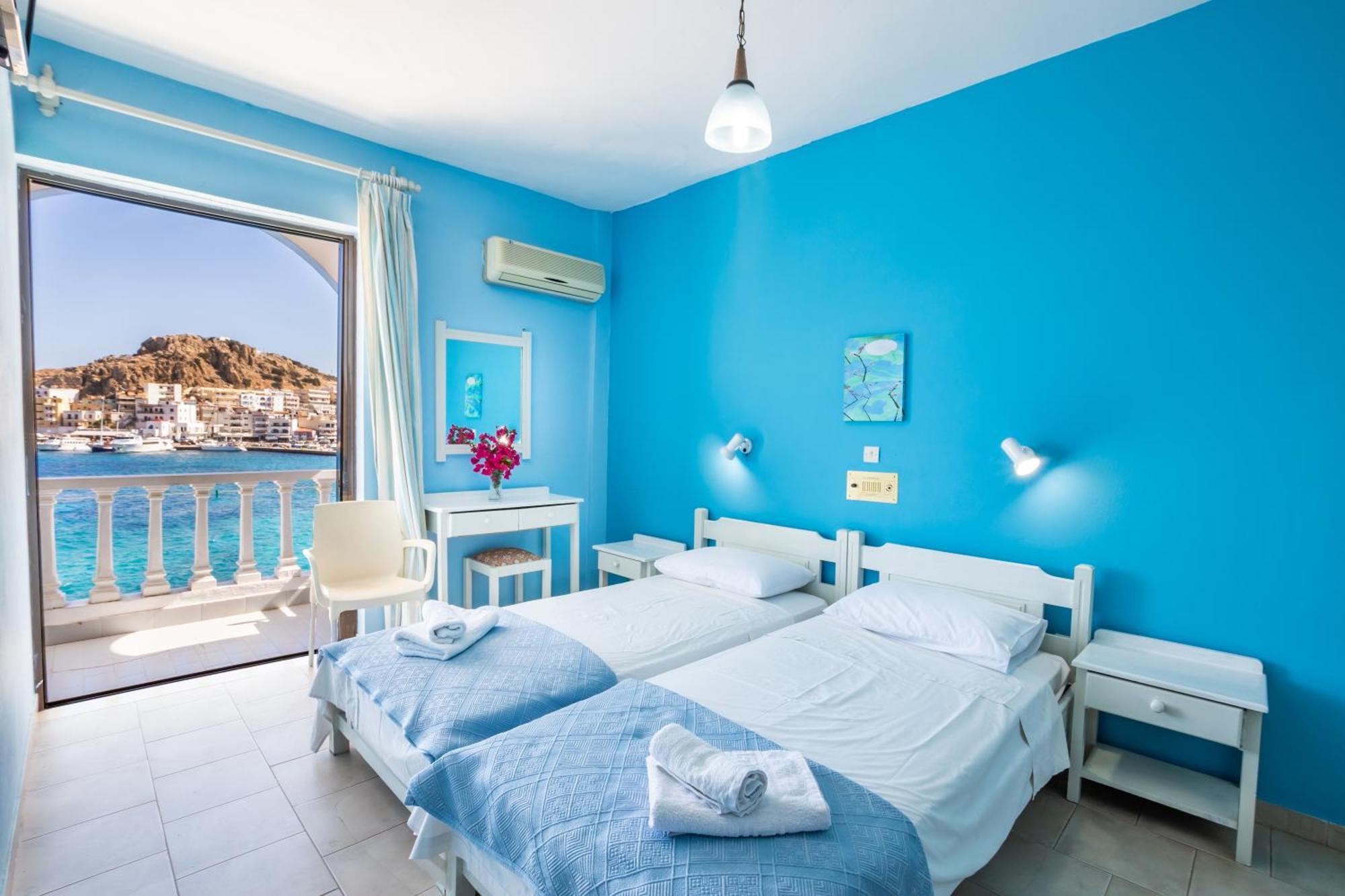 Aparthotel P I G A D I A B A Y Karpathos Exterior foto