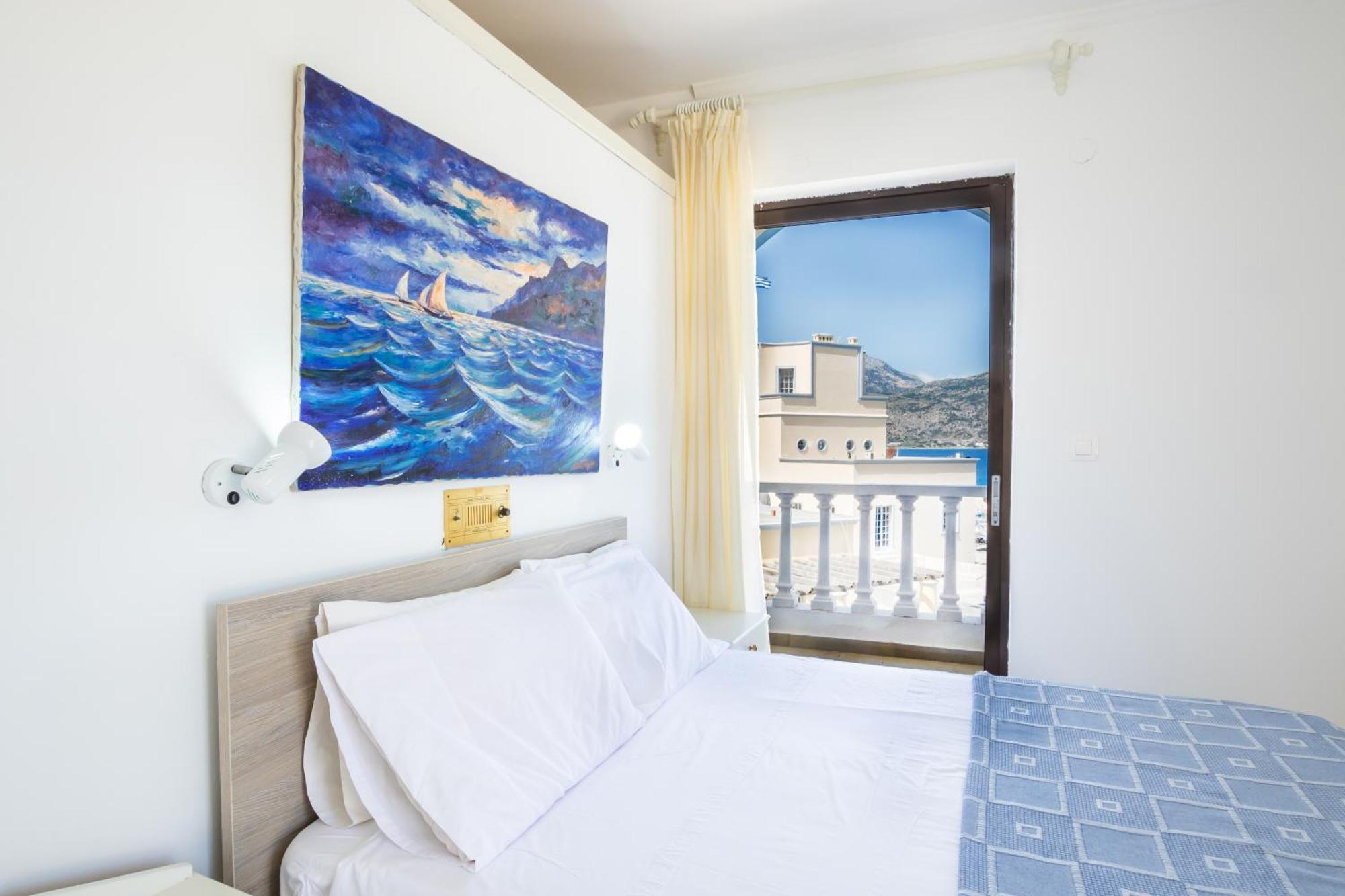 Aparthotel P I G A D I A B A Y Karpathos Exterior foto