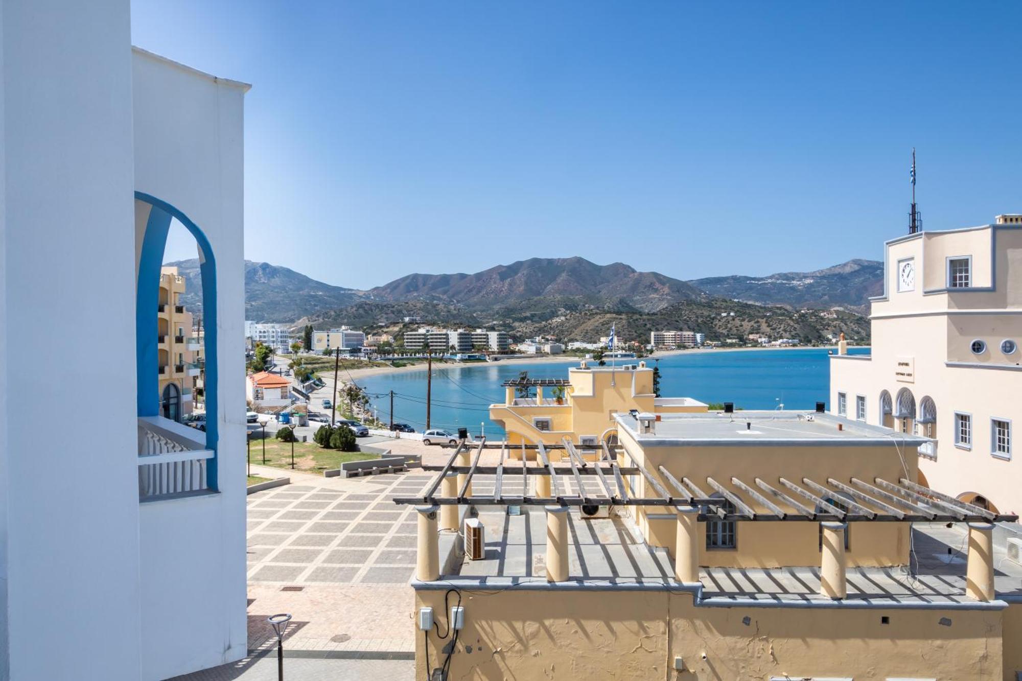 Aparthotel P I G A D I A B A Y Karpathos Exterior foto